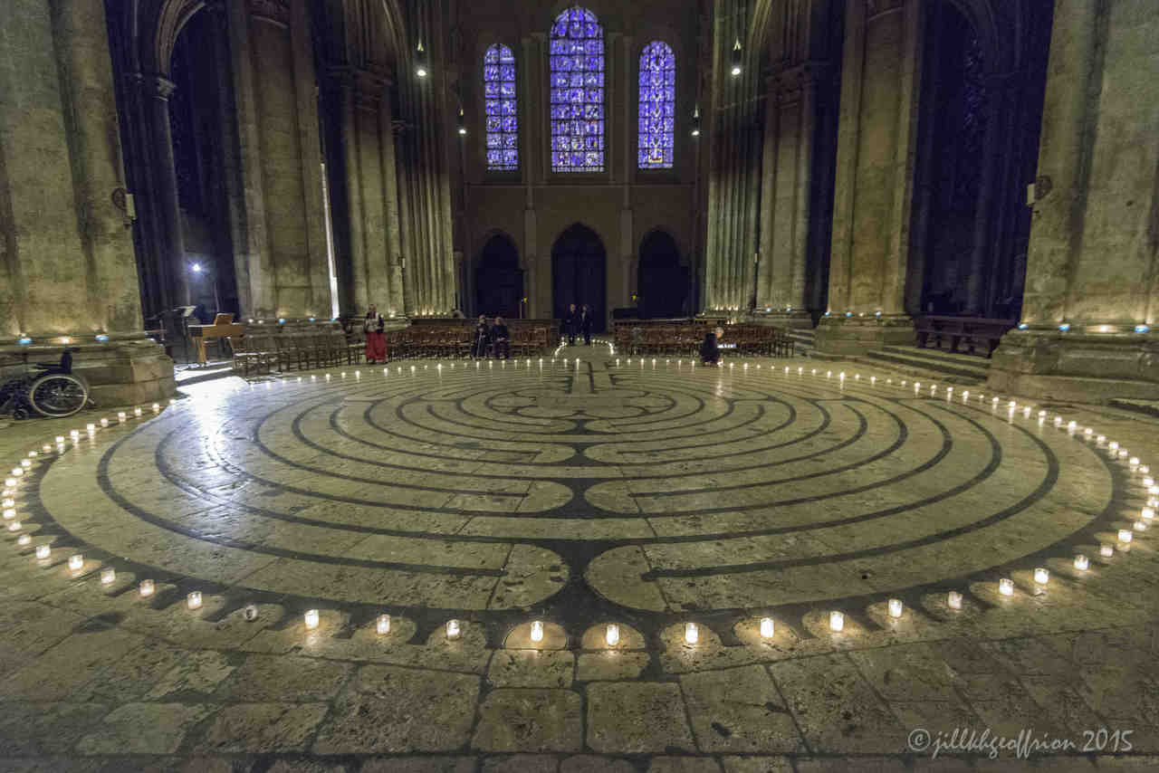 Colgante Doble Pequeño, Catedral Chartres: Rosetón Fachada & Laberinto. Geometría Sagrada